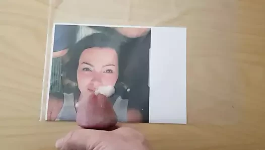 chrissy'ye saygı duruşu