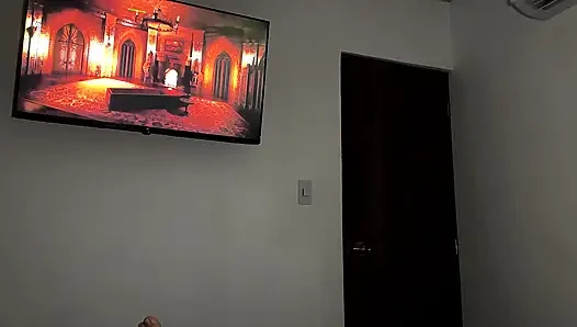 18 yaşındaki gotik Mavis sıkı amına büyük bir boşalma olana kadar şişman bir yarağa sert biniyor!