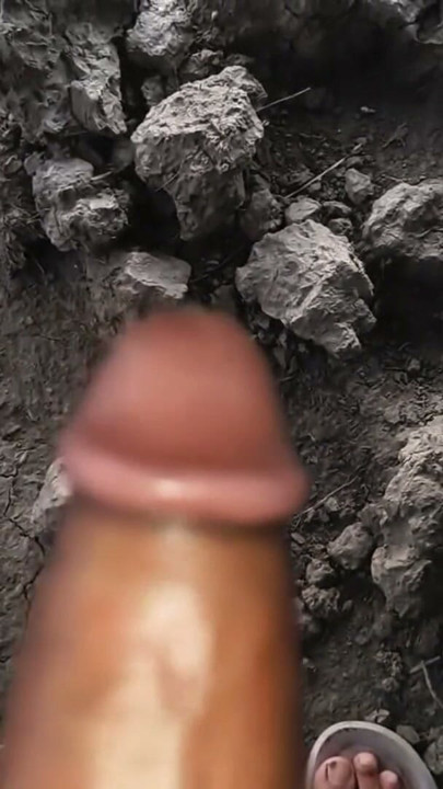 Masturbating in a mud room having fun | Clip 1