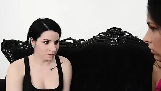 Facelapping - en iyi domina Zafira'nın tokat attığı güçlü tokatlarla tatlı yüzünü mahvedeceğim