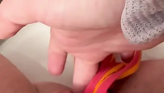 Masukin memek sempitku