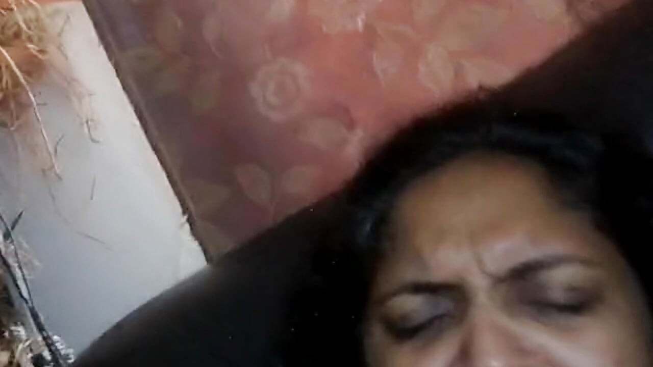 Facial Impressions of desi bhabhi