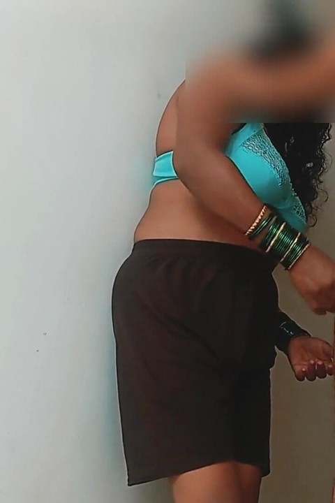 India folla al estilo perrito
