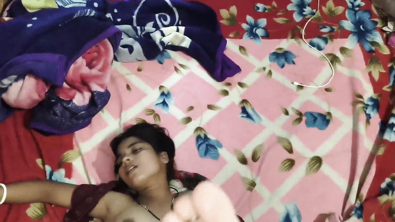 Newly marriage husband wife fucking in Indian village