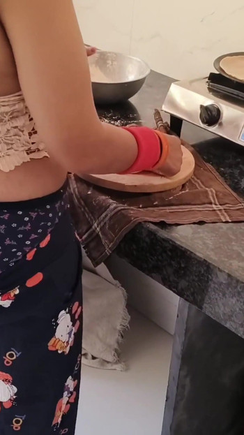 Prvi put sam je jebao u dupe | Klip 1