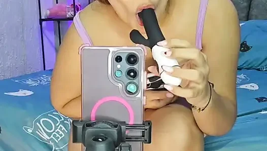Making a delicious video call