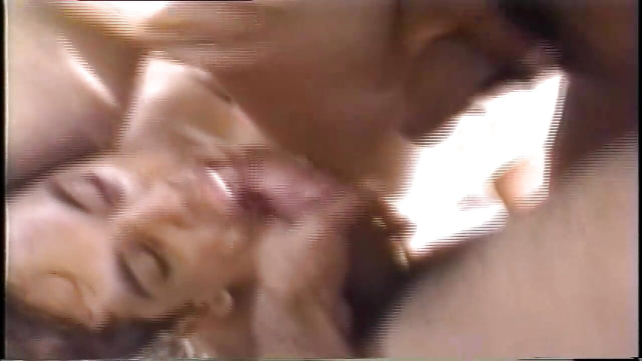Mature Brunette Squirts Wildly in Outdoor Threesome Gangbang