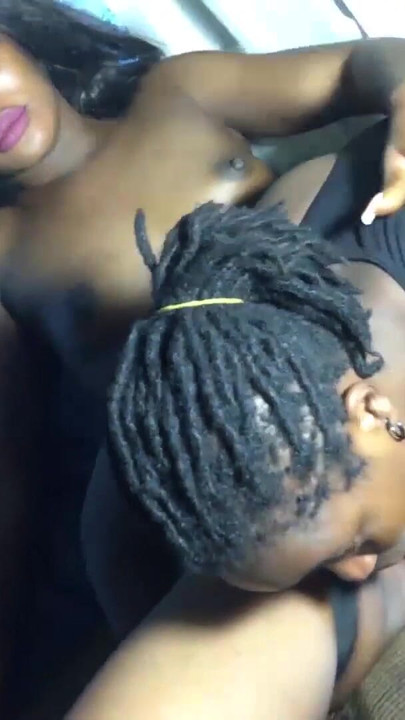 Must-see moment from "I love how she play with my clit"