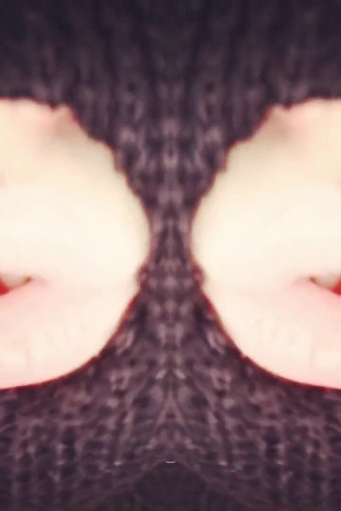 Gyönyörű ajkú szexi gengszterek az Ön szállásadója!