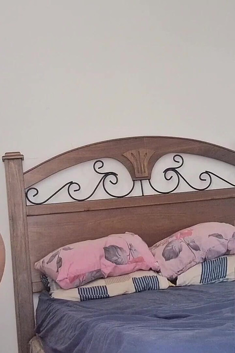 Stiefschwestern Spielen Vor Der Webcam