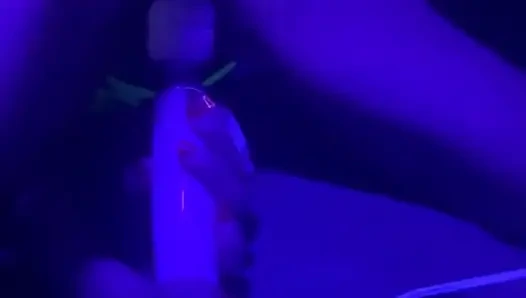 Ibu tiri seksi dientot habis-habisan di klub malam sama suaminya