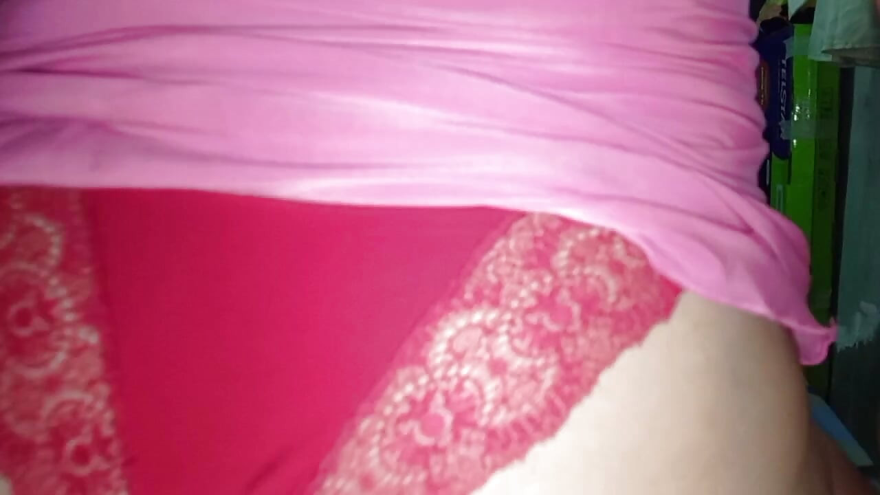 Reverse cowgirl stepmom wants a good fuck before bed