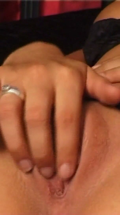 OMG Wer kennt Sie noch ! Deutschlands geilste Milf mit 19Jah | Clip 2