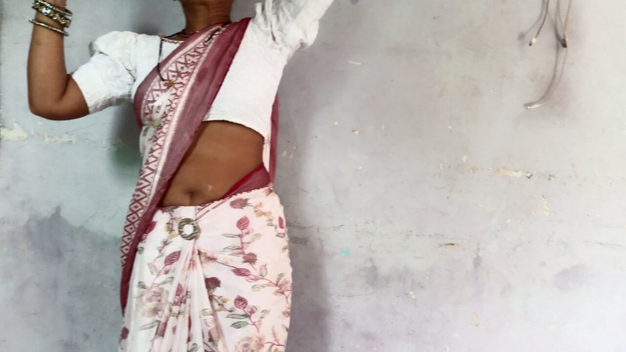 Beautiful stepsister taking off her saree blouse Brother looking for sex alone in the room Brother saw sister completely naked with a pimp body and pearly ass