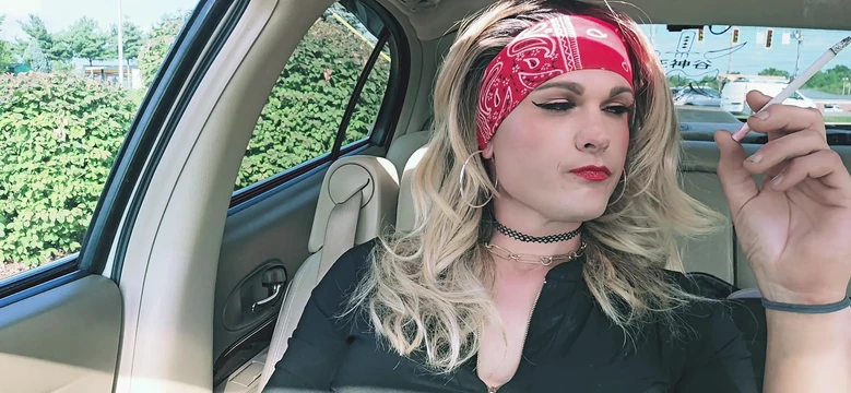 Kylie Babes Smoking Fetish Car Play