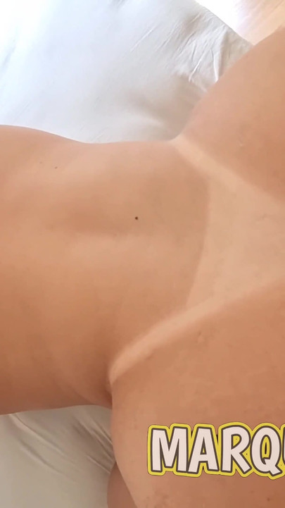 Büyük götlü orta yaşlı seksi kadın sabaha kadar amının içine boşalıyor