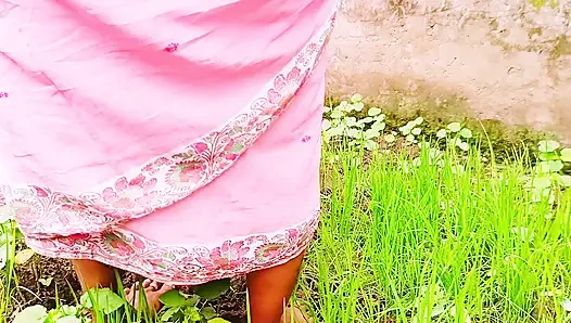 Pembantu nakal telugu dientot habis-habisan sama majikan dominan diam-diam sambil ngomong jorok