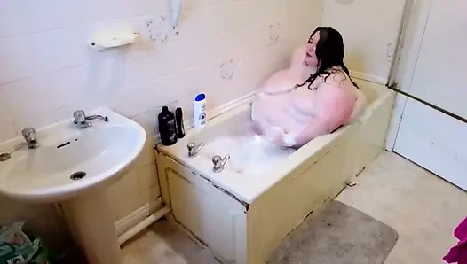 Sbbw versucht, ein bad zu nehmen, kann sie passen?