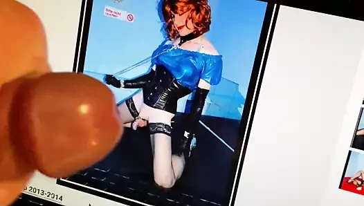 Roxyfetisch'e boşalıyor