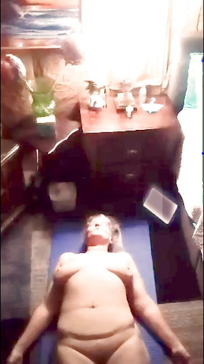 Hot BBW MILF Doing Her Daily Morning Naked Yoga!