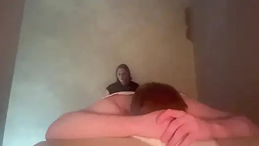 Pijat dalam jangkauan pengikut