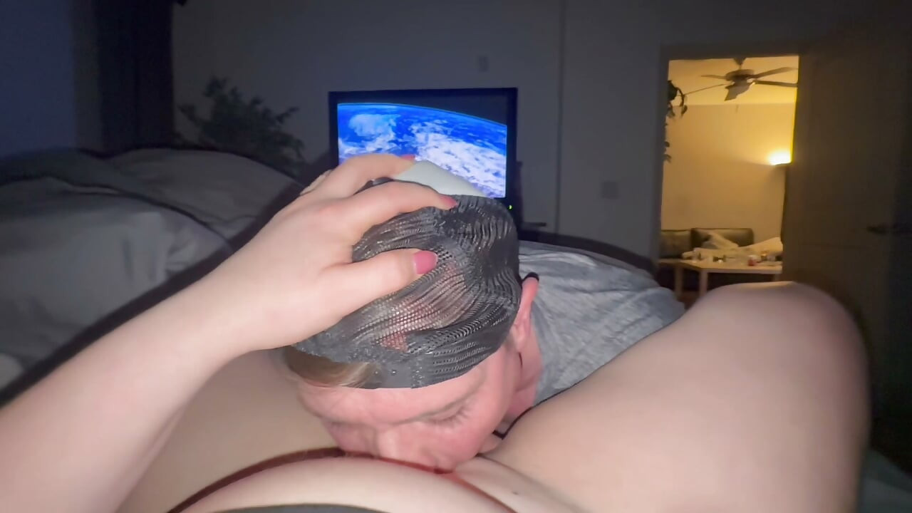 POV Amateur eats pussy to squirting orgasm