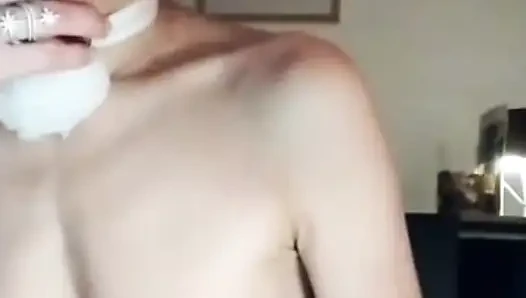 Ejekan dan mainan