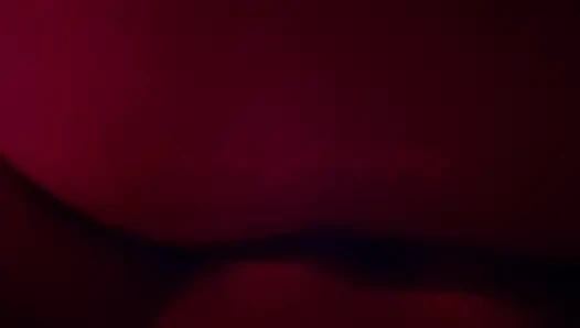 Succubus karımın ruhumu emmesine ve o amcığı boşaltmasına izin verdim