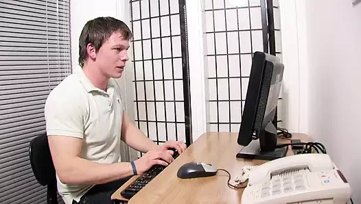 Fresh pussy Alyssa Reece a slut gets fucked in the pussy