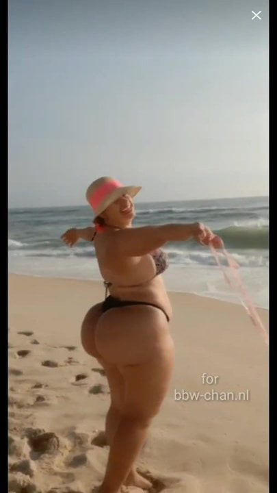 4line B4rreto Beach