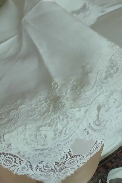 Weniff White, royales en dentelle - Lady Victoria Valente