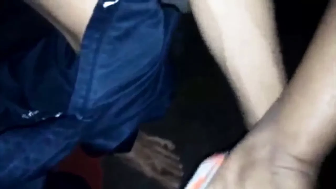 Menina indiana da escola fodendo de quatro