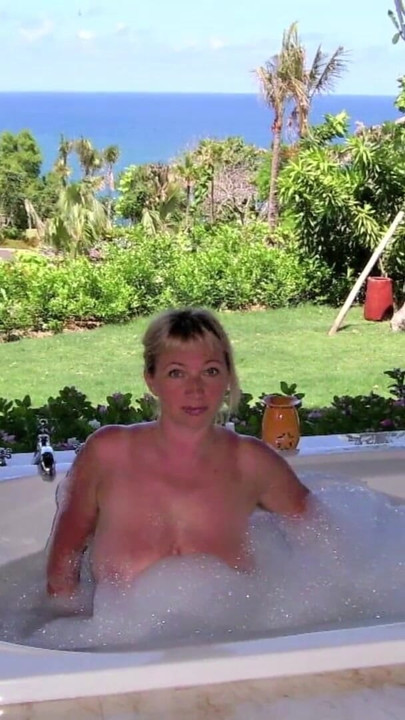 Story: Sexy Vacation in Paradise | Clip 1