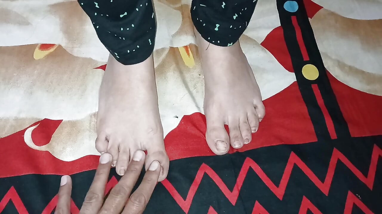 Kuvari Stepsister ki Todi Sil First time Fucking pussy Full video With clear audio