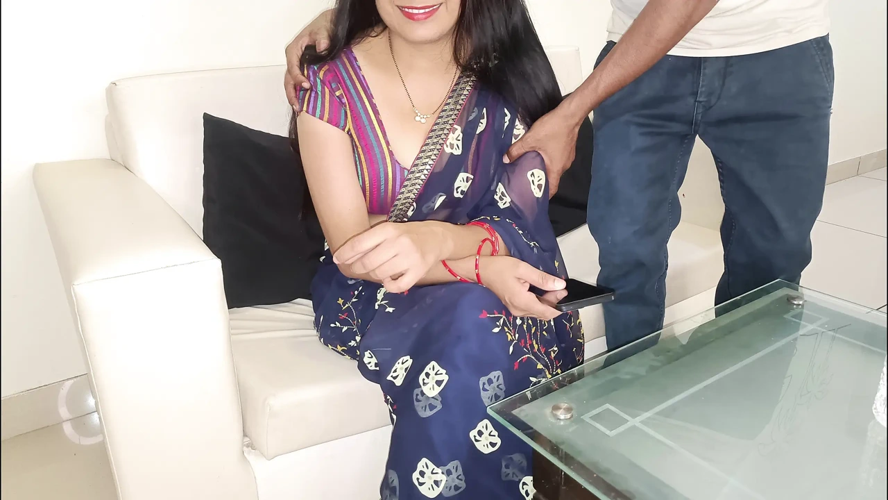 Gifted anklets to friend's married wife Bhabhi and got a rough fuck in return hindi audio