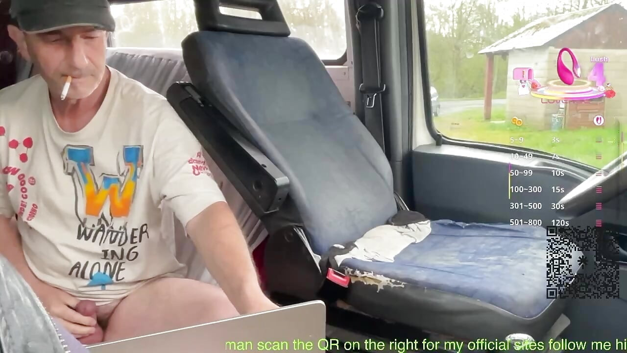I'm masturbating in a parking lot and a guy is watching me from his car.