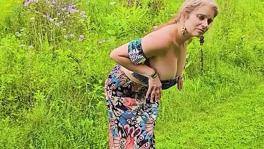 GROßE REIFE MAMI, TITTEN-outdoor-clips von meiner ONLYFAN Seite veröffentlicht