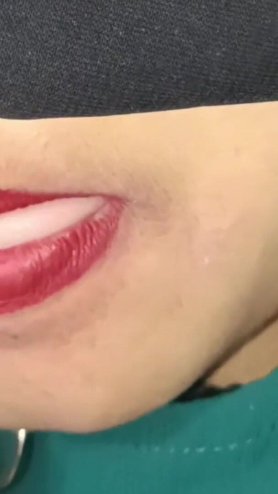 Muslim ladki ke rasile hotho ko chusa - kissing video | Clip 1