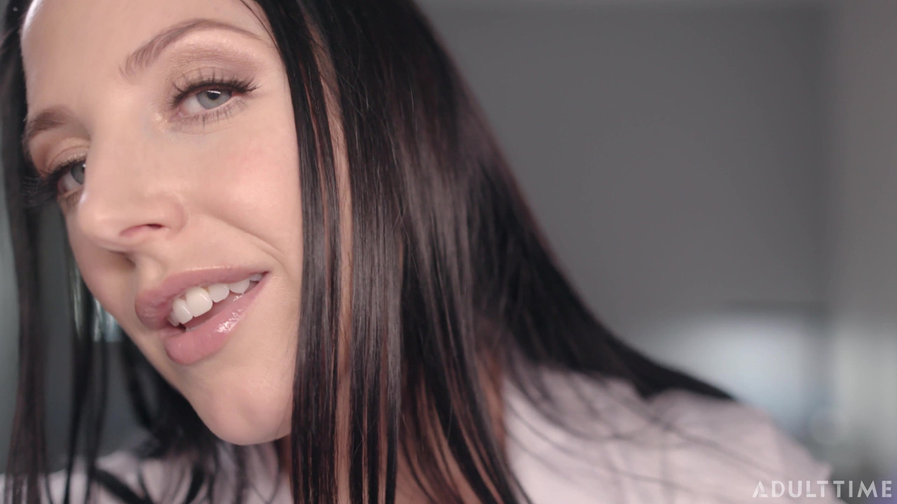 Asmrファンタジー博士。アンジェラ・ホワイトが全身身体検査