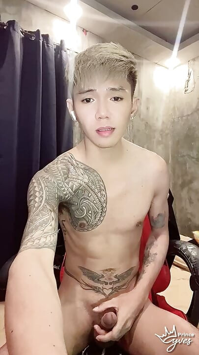 HORNY ASIAN INKED BOY TEASING, NIPPLE PLAY, MASTURBATING FOR HIS VIEWERS
