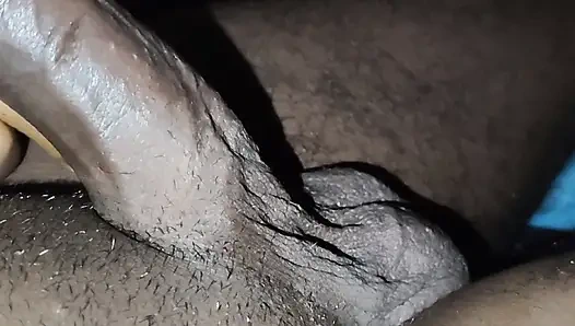 Istri Telugu selingkuh nyepong kontol suami
