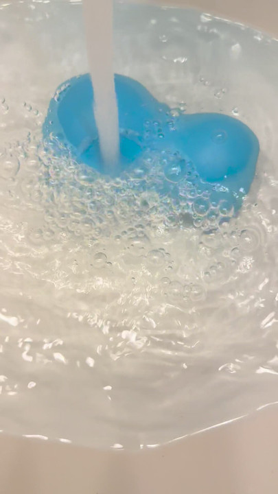 来自哈洛蛋糕的 SsecnirpNailati 的性玩具