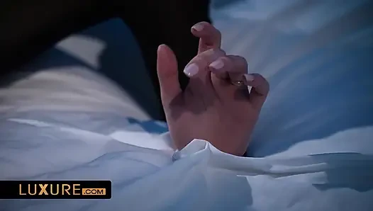 Malam fetish clara mia