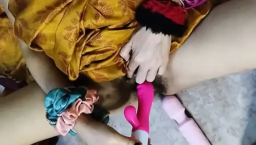 Sex toy aur Didlo kay sath chut ka pani nikala