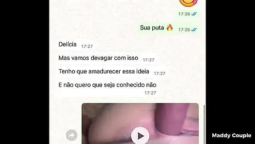 Ehefrau bittet um doppelpenetration im Whatsapp-gespräch