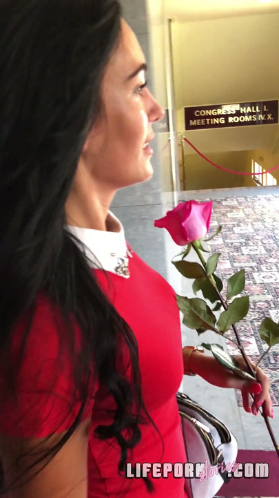 Life Porn Stories 13 - Part 1 Blowjob for a Rose