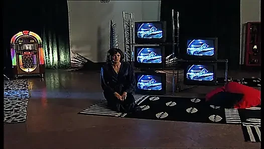 Анальный эксперимент французской жены.