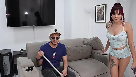 I Fucked My Sisters-in-law in the Middle of a Meeting, They Fuck Better Than My Girlfriend