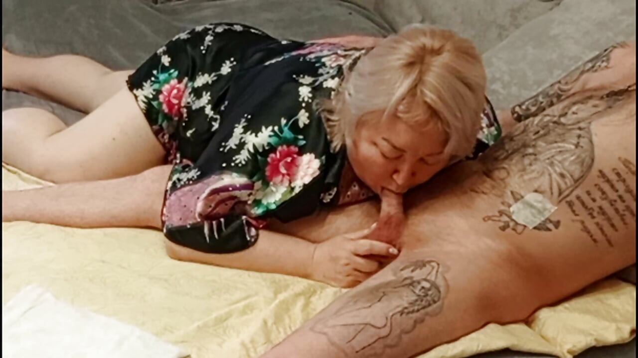 Pipe profonde avec avalage de sperme n ° 14