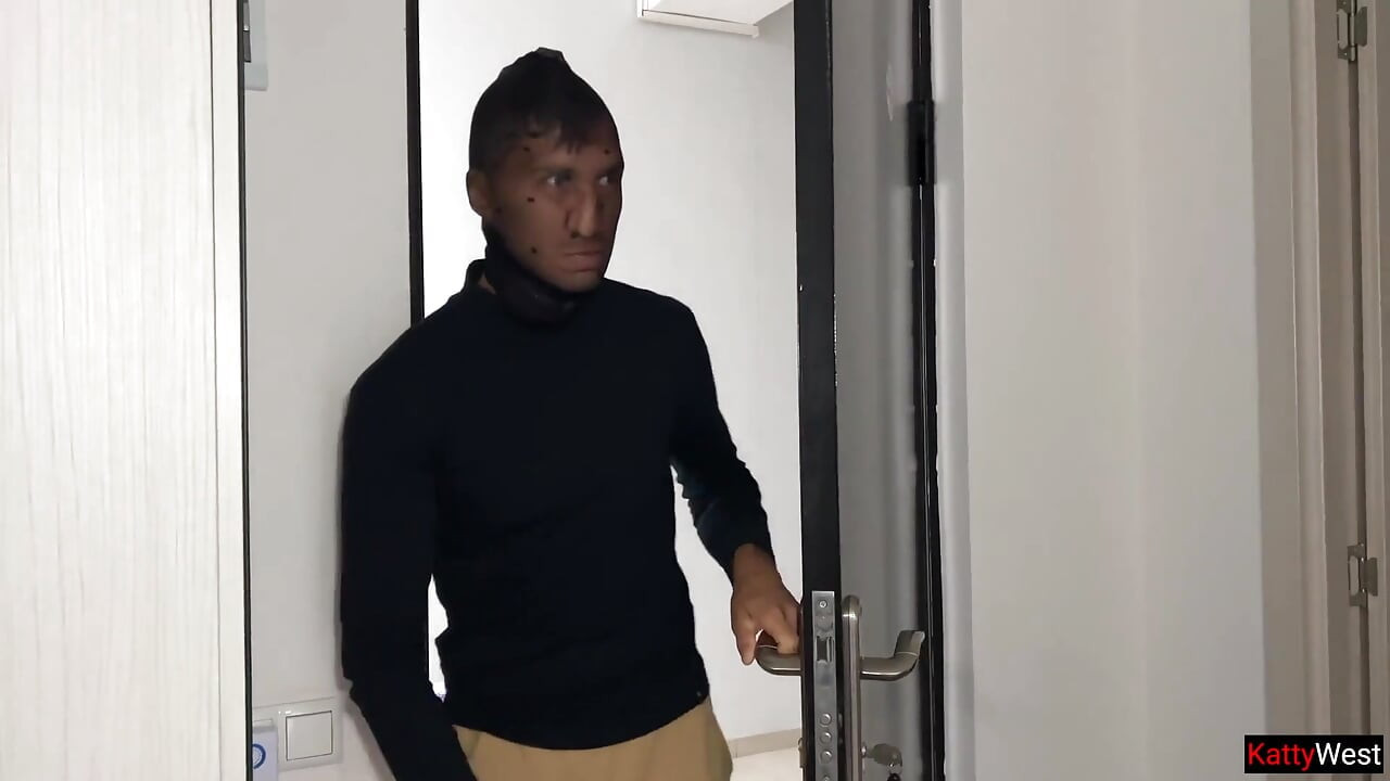 Thief Proves to Housewife That He Is Better at Sex Than Her Huge Dildo - Squrting and Creampie